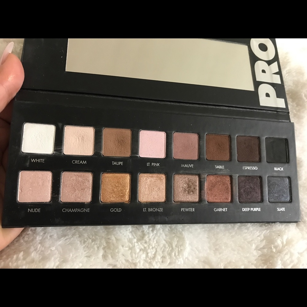 LORAC PRO eyeshadow palette